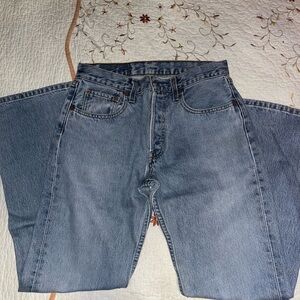 Levi's Women's Straight Leg Jeans - Classic Blue